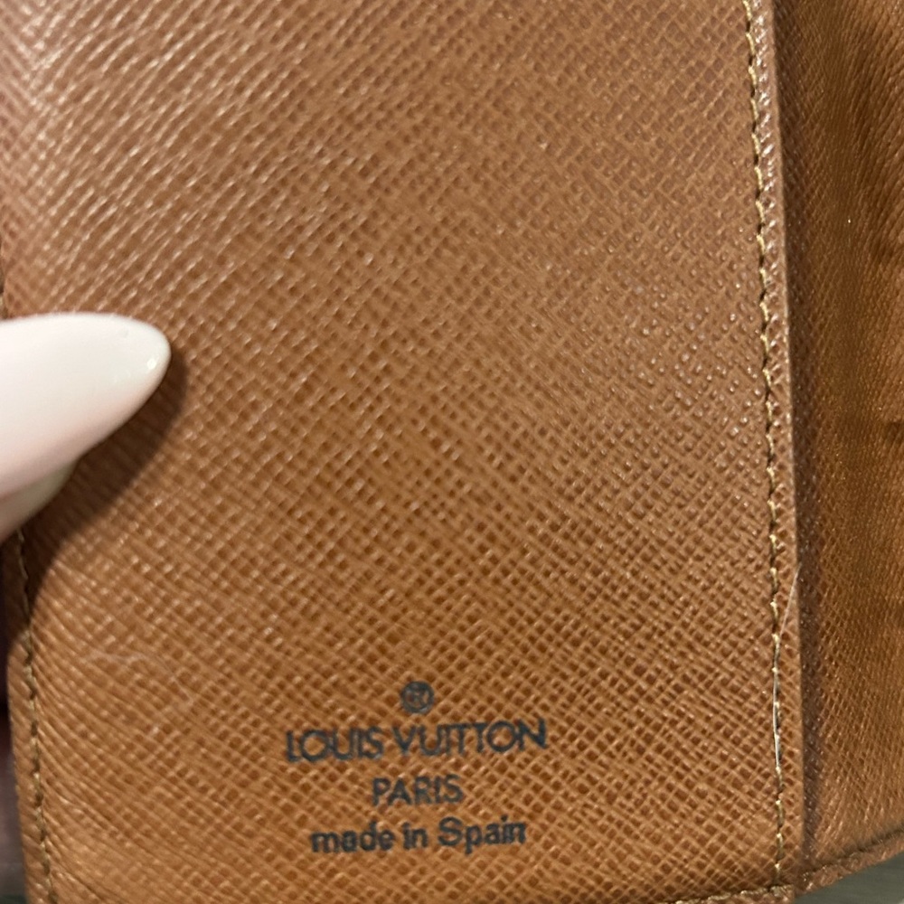 SOLD Louis Vuitton Monogram Agenda PM/Passport Holder - Picture 2 of 9